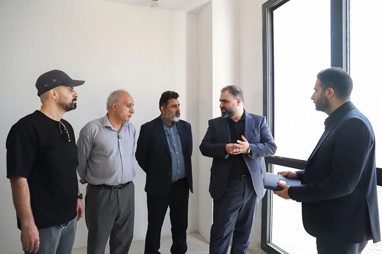 بازدید معاون فنی و اجرایی صبانفت از پروژه مسکونی نیایش؛ تأکید بر تسریع در تکمیل مراحل پایانی
