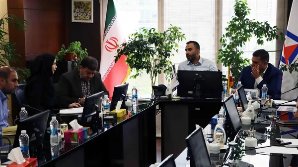 آلبوم - کمیته اقتصادی شرکت صبانفت بر تقویت زیرساخت‌های ایمنی تأکید کرد: اولویت انعقاد قرارداد با پیمانکاران حوزه ایمنی